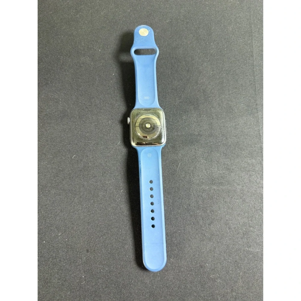 Apple Watch Series 4 44mm Blue GPS Space Gray Aluminum Sport Band Factory Reset